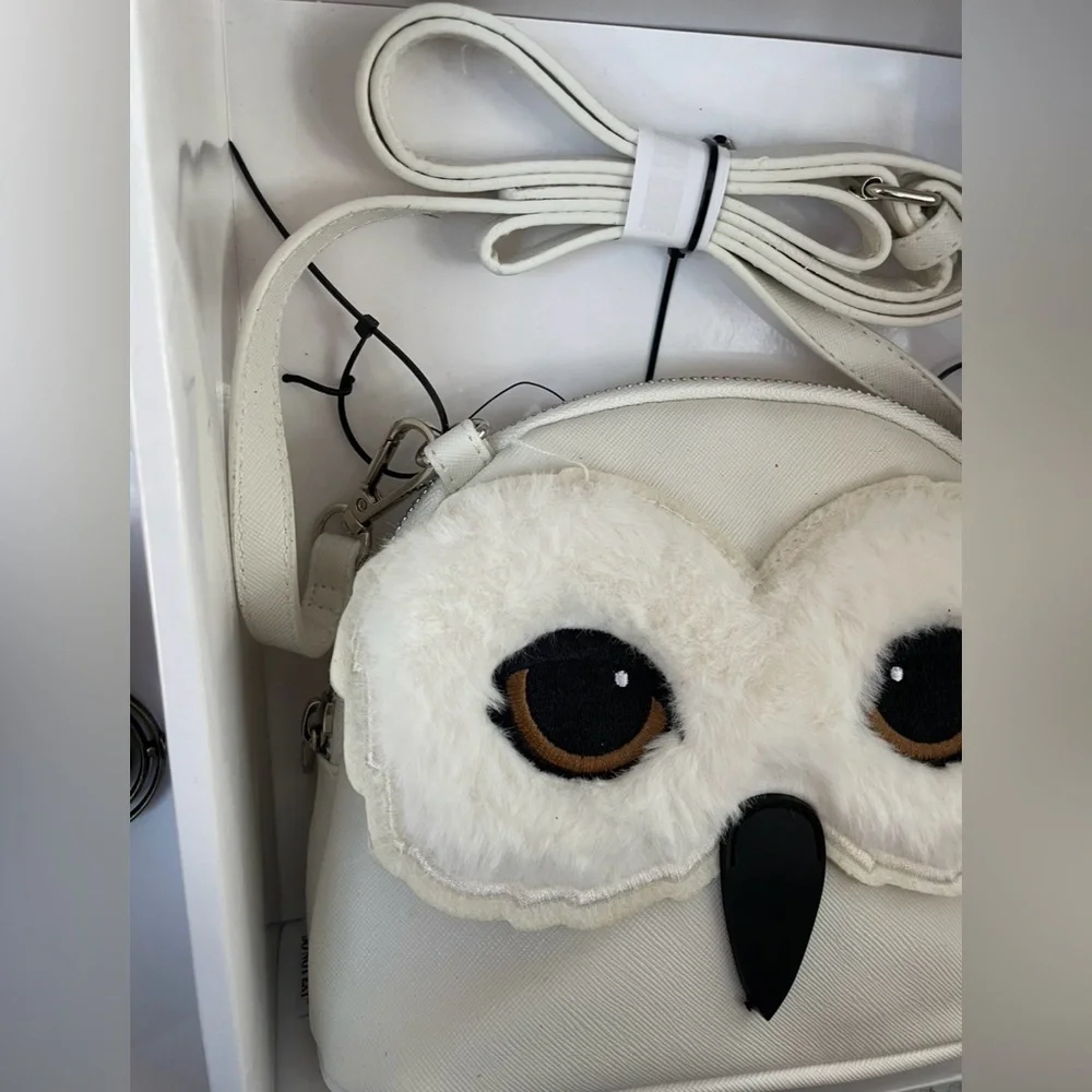 NWT Harry Potter Hedwig the Owl Crossbody Bag and Keychains Gift Set